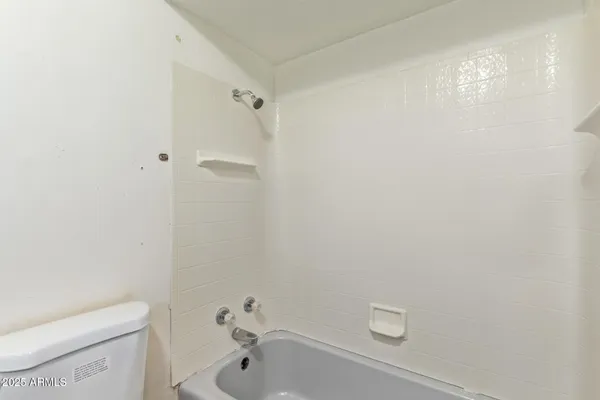 $319,900 | 8033 North 56th Avenue, Glendale, AZ 85302