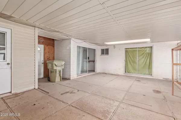 $319,900 | 8033 North 56th Avenue, Glendale, AZ 85302