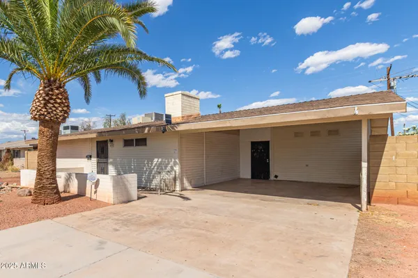 $319,900 | 8033 North 56th Avenue, Glendale, AZ 85302