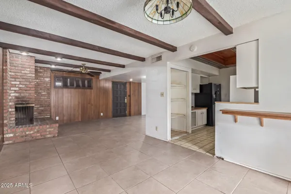 $319,900 | 8033 North 56th Avenue, Glendale, AZ 85302