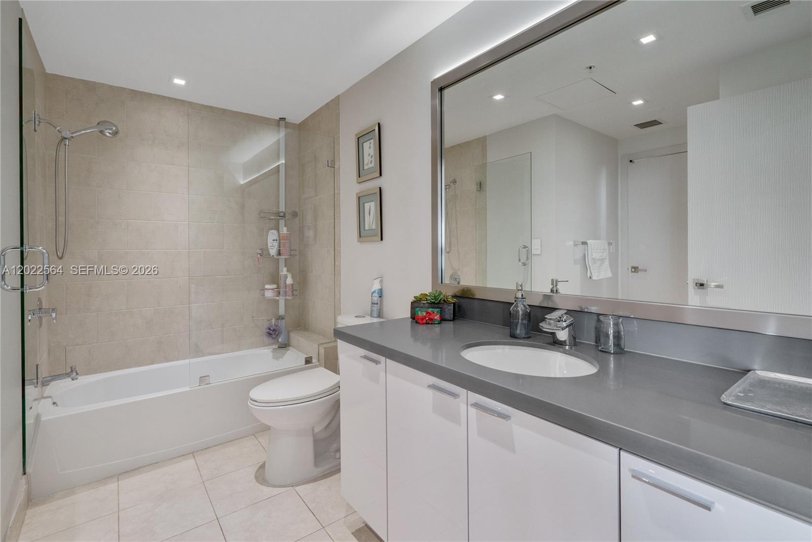 90 Southwest 3rd Street, Unit 4308 Miami, FL 33130 - Photo 11 of 24