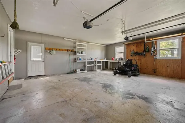 $395,000 | 1003 South 9th Street, Louisburg, KS 66053