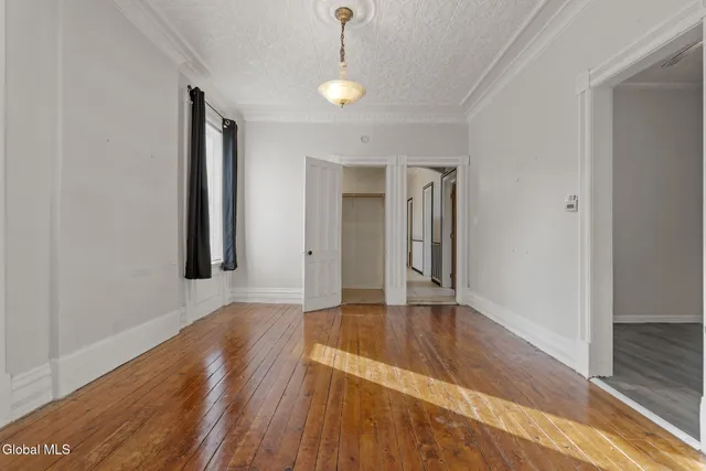 $324,900 | 2325 4th Avenue, Watervliet, NY 12189