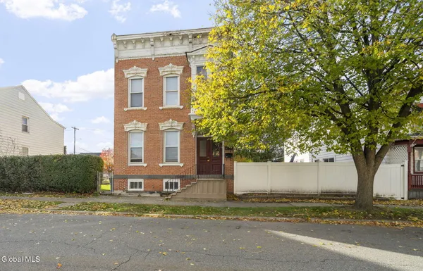 $304,900 | 2325 4th Avenue, Watervliet, NY 12189