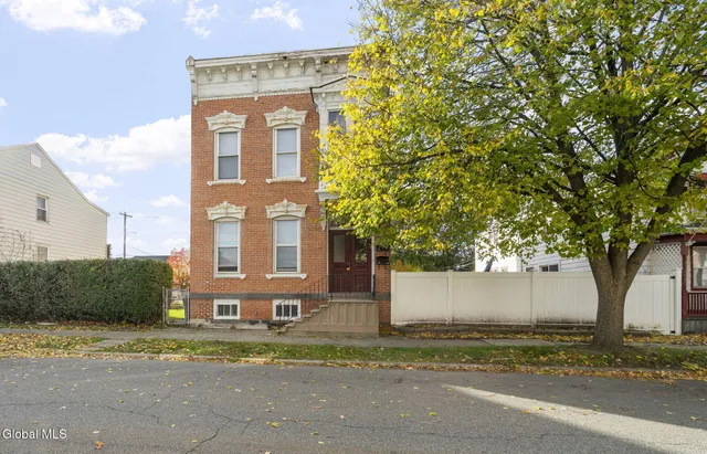 $324,900 | 2325 4th Avenue, Watervliet, NY 12189