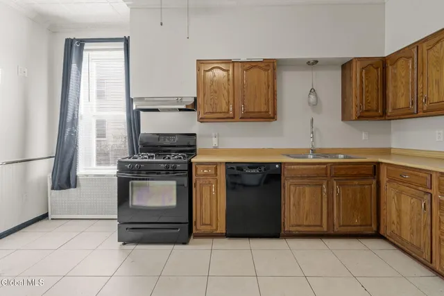 $324,900 | 2325 4th Avenue, Watervliet, NY 12189