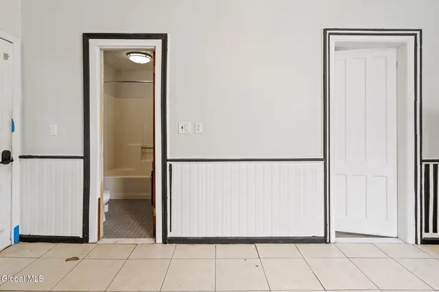 $324,900 | 2325 4th Avenue, Watervliet, NY 12189