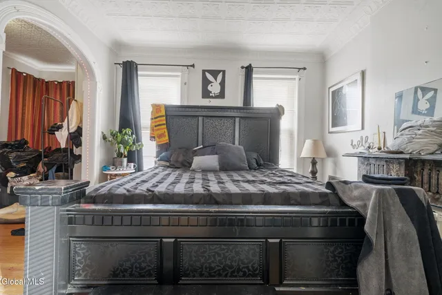 $324,900 | 2325 4th Avenue, Watervliet, NY 12189