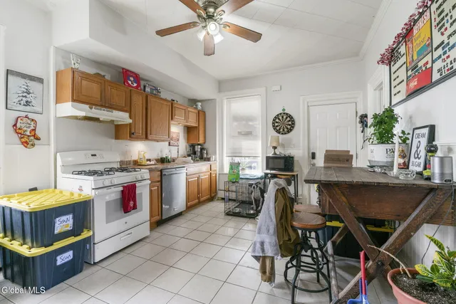 $324,900 | 2325 4th Avenue, Watervliet, NY 12189