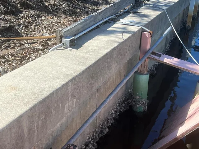 a bathroom with a toilet