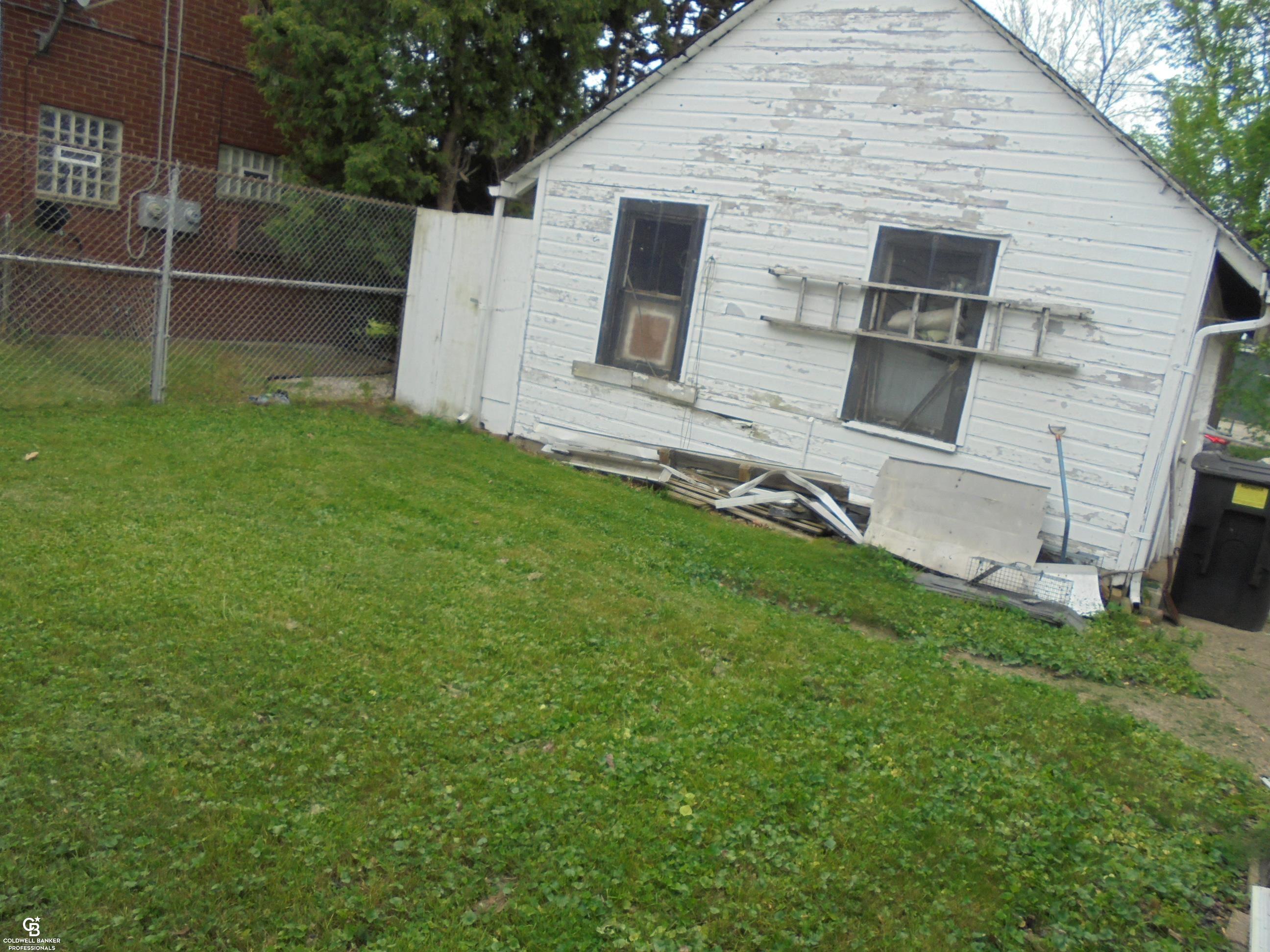 3606 Cadieux Road Detroit, MI 48224 - Photo 13 of 32