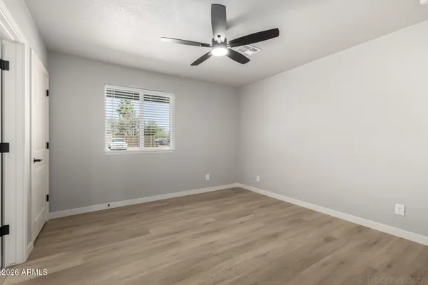 $390,000 | 861 West 5th Avenue, Apache Junction, AZ 85120
