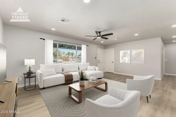 $390,000 | 861 West 5th Avenue, Apache Junction, AZ 85120