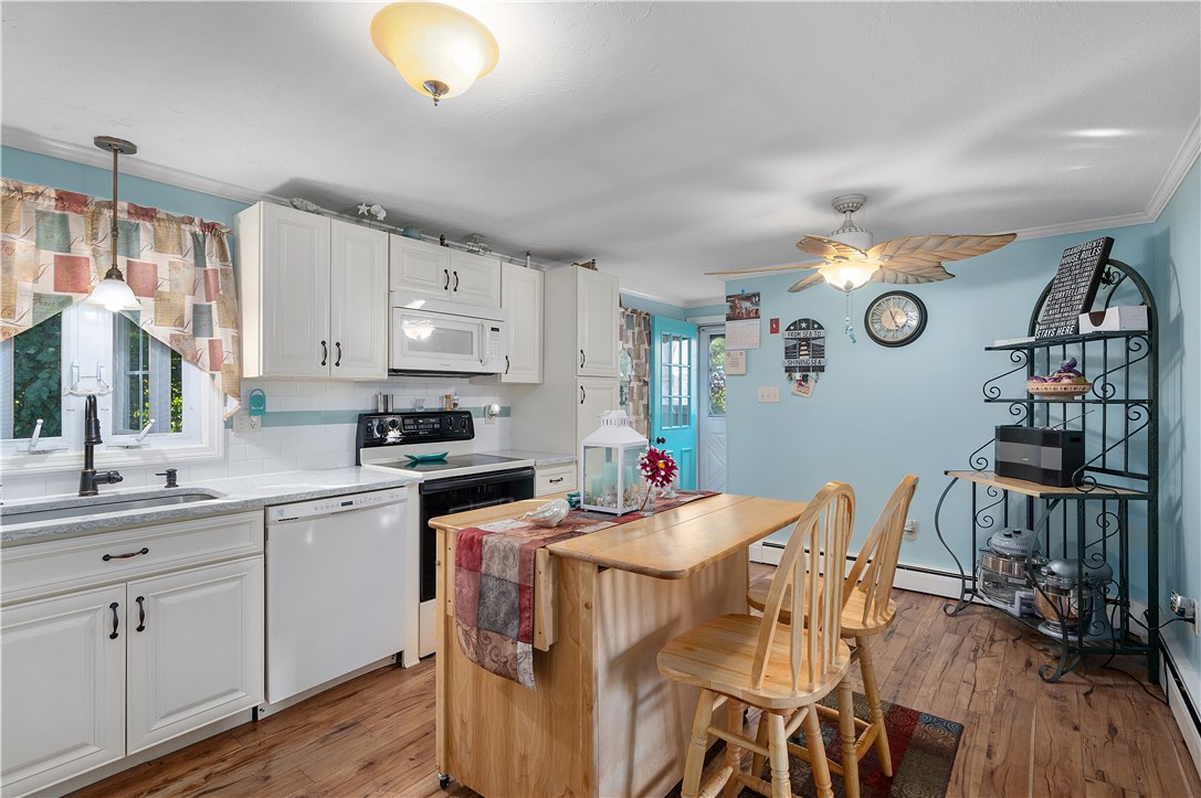 137 Grand Street Woonsocket, RI 02895 - Photo 10 of 24
