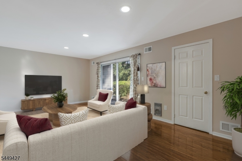 273 Greenfield Road Bridgewater, NJ 08807 - Photo 4 of 50 Gallery Image 4