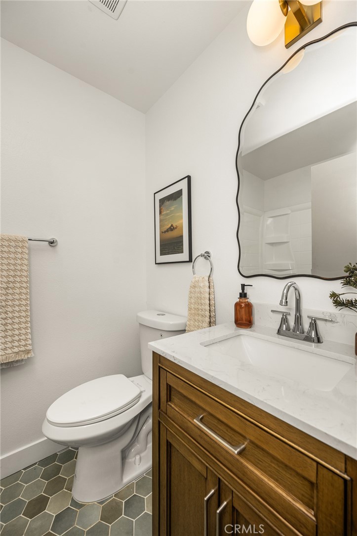 19708 Gridley Road Cerritos, CA 90703 - Photo 29 of 33