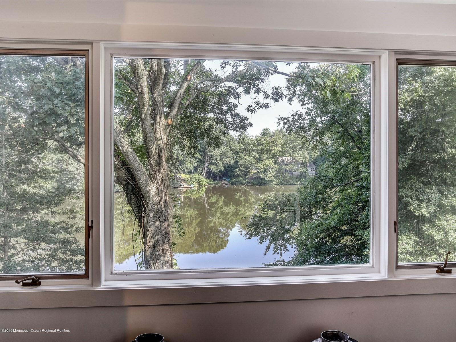 91 Applegate Street Red Bank, NJ 07701 - Photo 20 of 54 Den Picture Window
