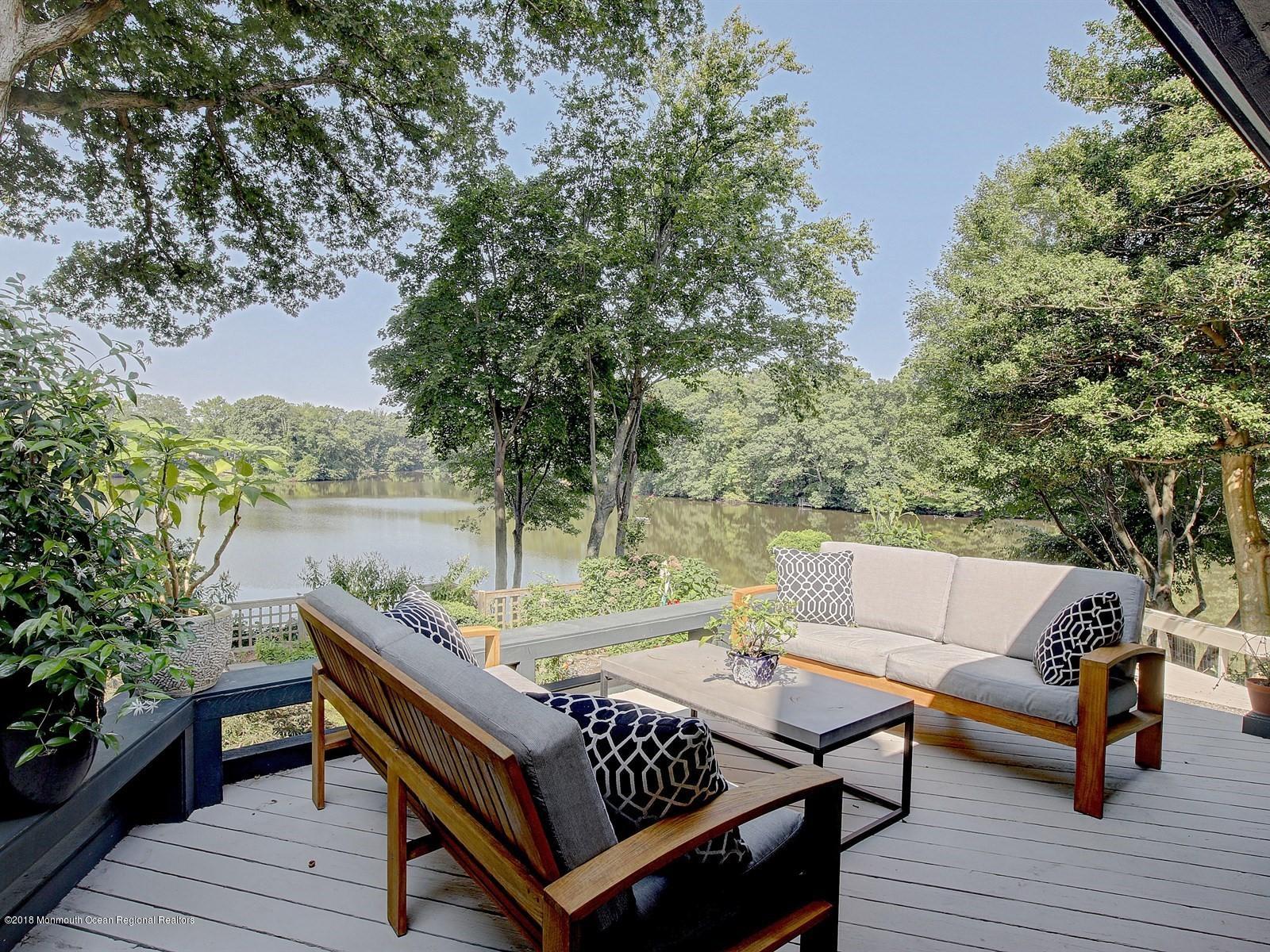 91 Applegate Street Red Bank, NJ 07701 - Photo 33 of 54 Upper Decking