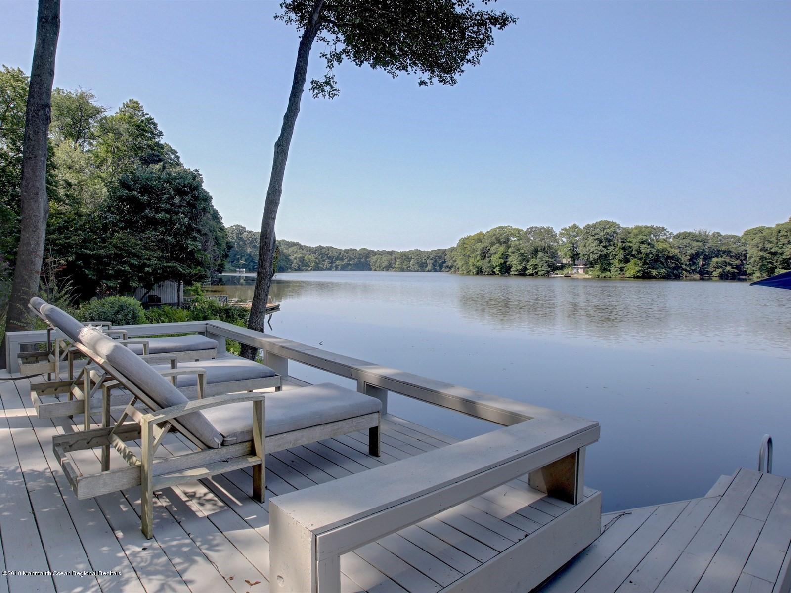 91 Applegate Street Red Bank, NJ 07701 - Photo 38 of 54 Resort Waterside Lounge