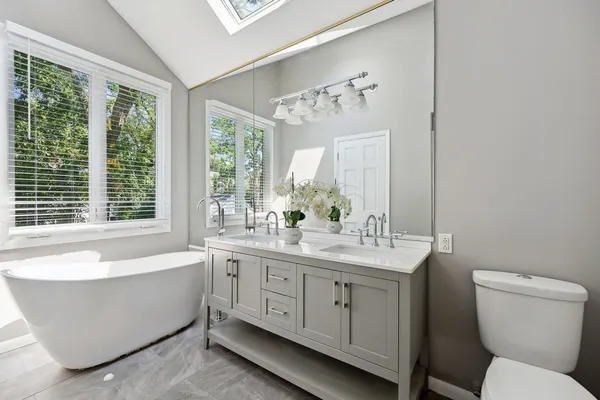 $1,099,000 | 547 Melrose Avenue, Kenilworth, IL 60043