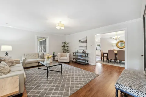 $1,099,000 | 547 Melrose Avenue, Kenilworth, IL 60043