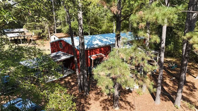 $363,000 | 129 County Road 1239, Maud, TX 75567