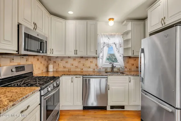 $959,900 | 2116 Glenwood Drive, Point Pleasant, NJ 08742