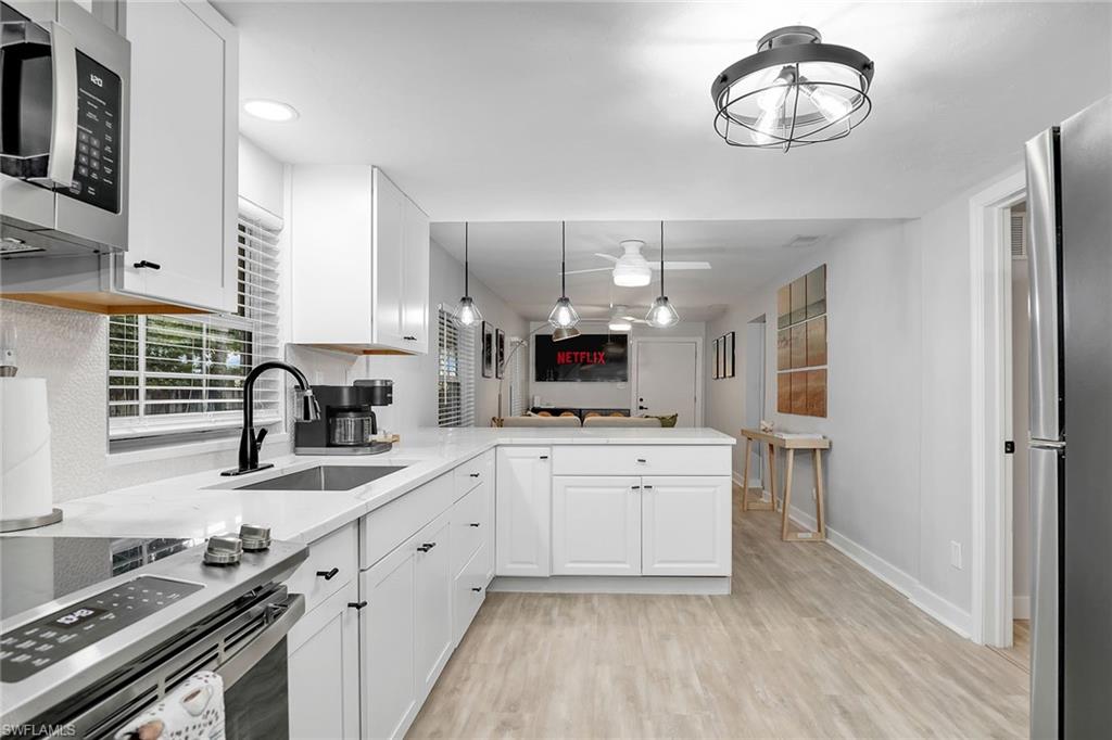 2780 Weeks Avenue Naples, FL 34112 - Photo 6 of 34