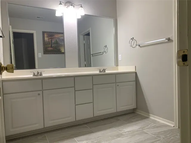 $320,000 | 3530 Barkers Crossing Avenue, Houston, TX 77084