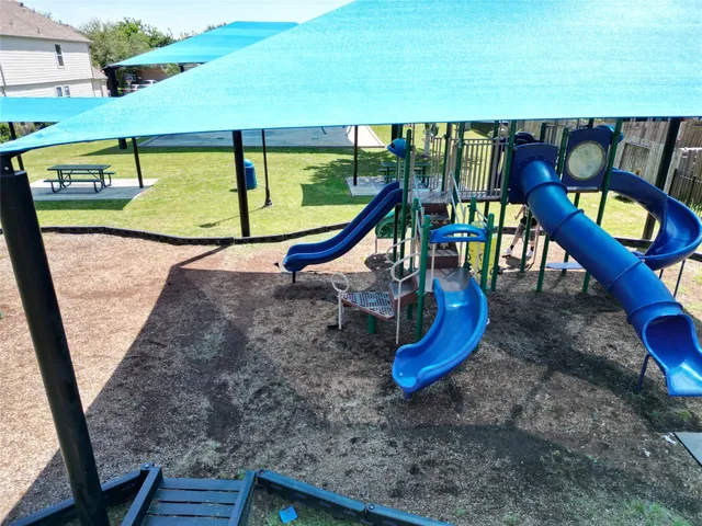 $320,000 | 3530 Barkers Crossing Avenue, Houston, TX 77084