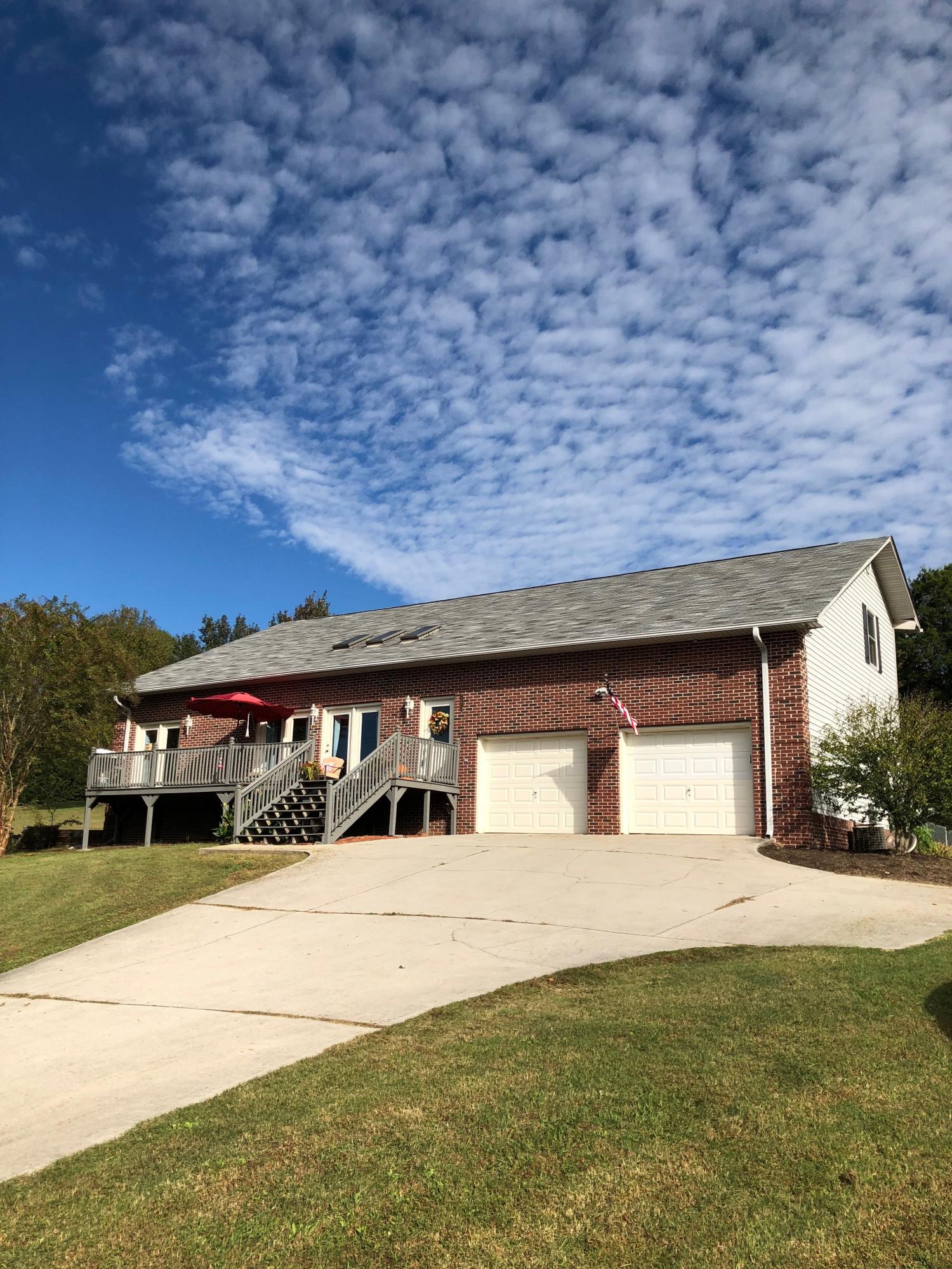 521 Emory River Road Harriman, TN 37748 - Photo 1 of 39 front of home