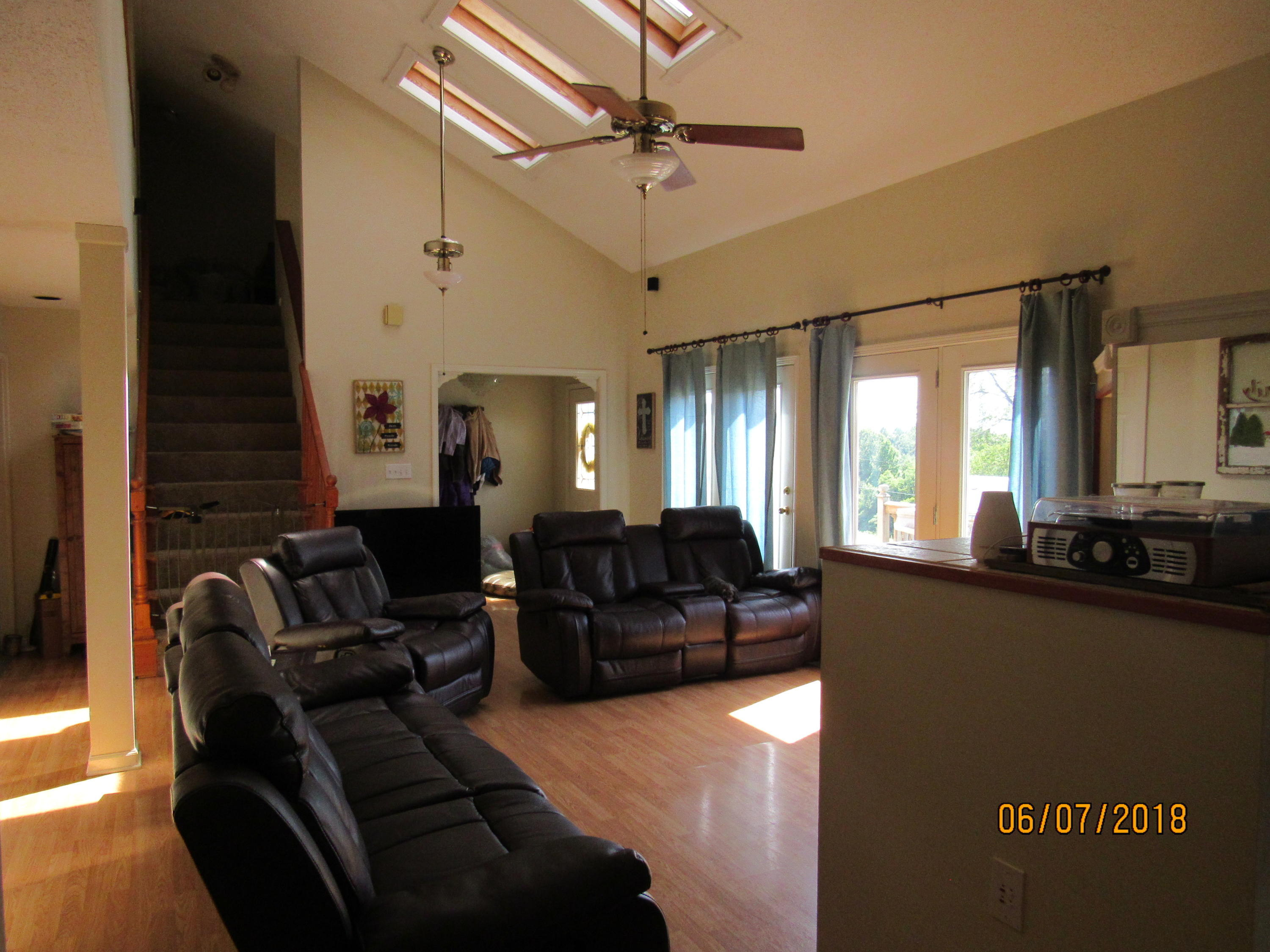 521 Emory River Road Harriman, TN 37748 - Photo 10 of 39 living room with skylights
