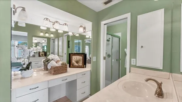 $2,300 | 3613 57th Ave Drive West, Unit 3613, Bradenton, FL 34210