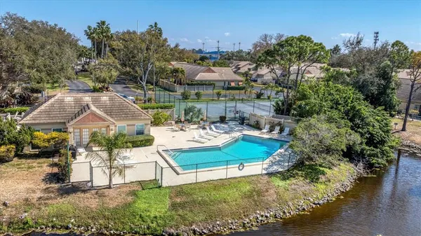 $2,300 | 3613 57th Ave Drive West, Unit 3613, Bradenton, FL 34210