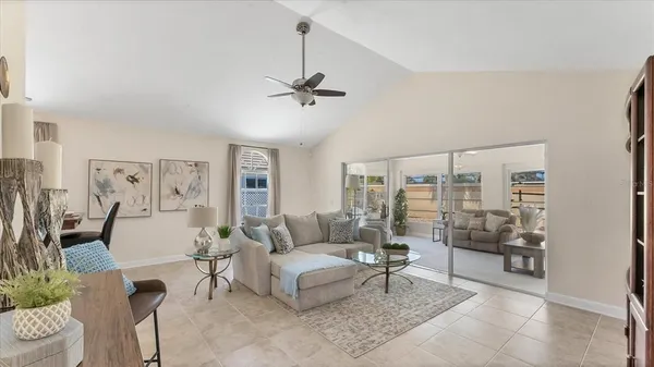 $2,300 | 3613 57th Ave Drive West, Unit 3613, Bradenton, FL 34210