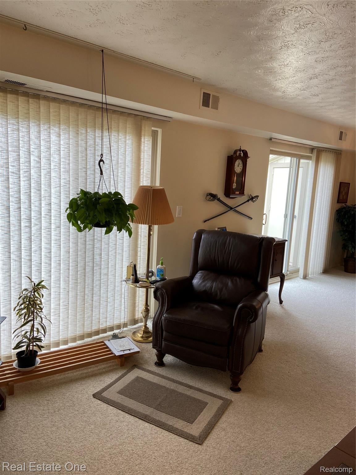1675 Riverside Drive, Unit 11 Rochester, MI 48309 - Photo 7 of 18 IMG_3515 - Copy.JPG