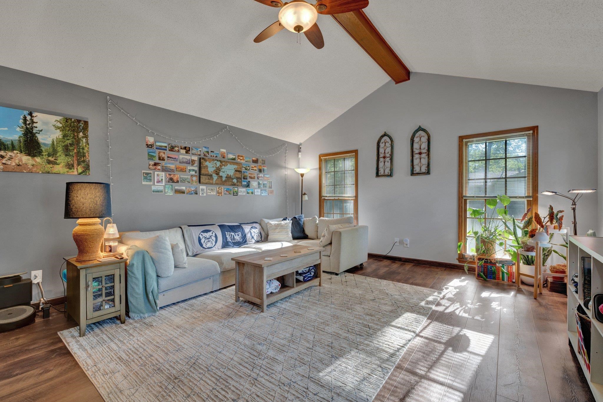 1585 Dearing Road Memphis, TN 38117 - Photo 23 of 34 a living room with furniture and a flat screen tv