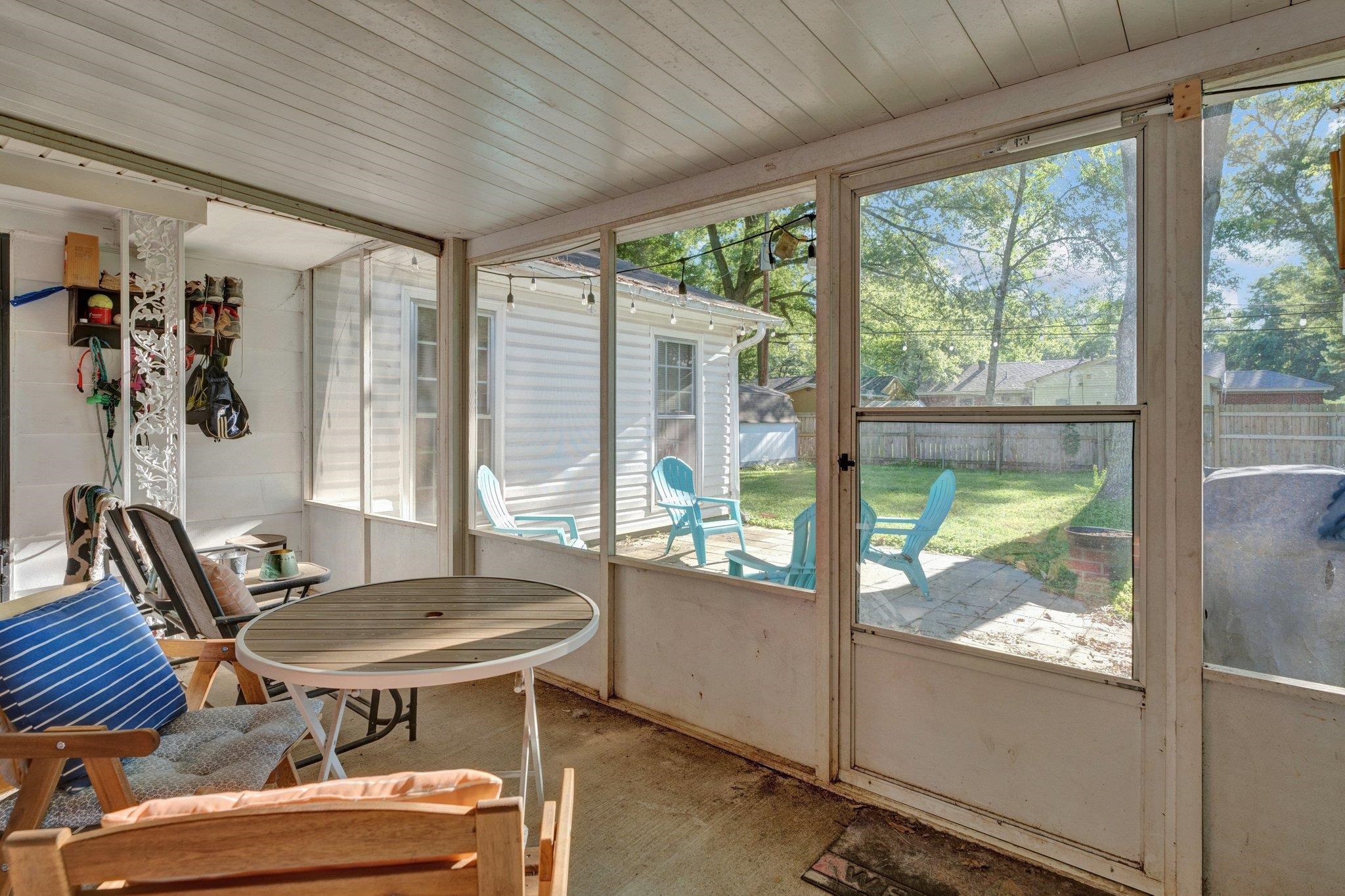 1585 Dearing Road Memphis, TN 38117 - Photo 28 of 34 a view of a dining room with furniture window and outside view
