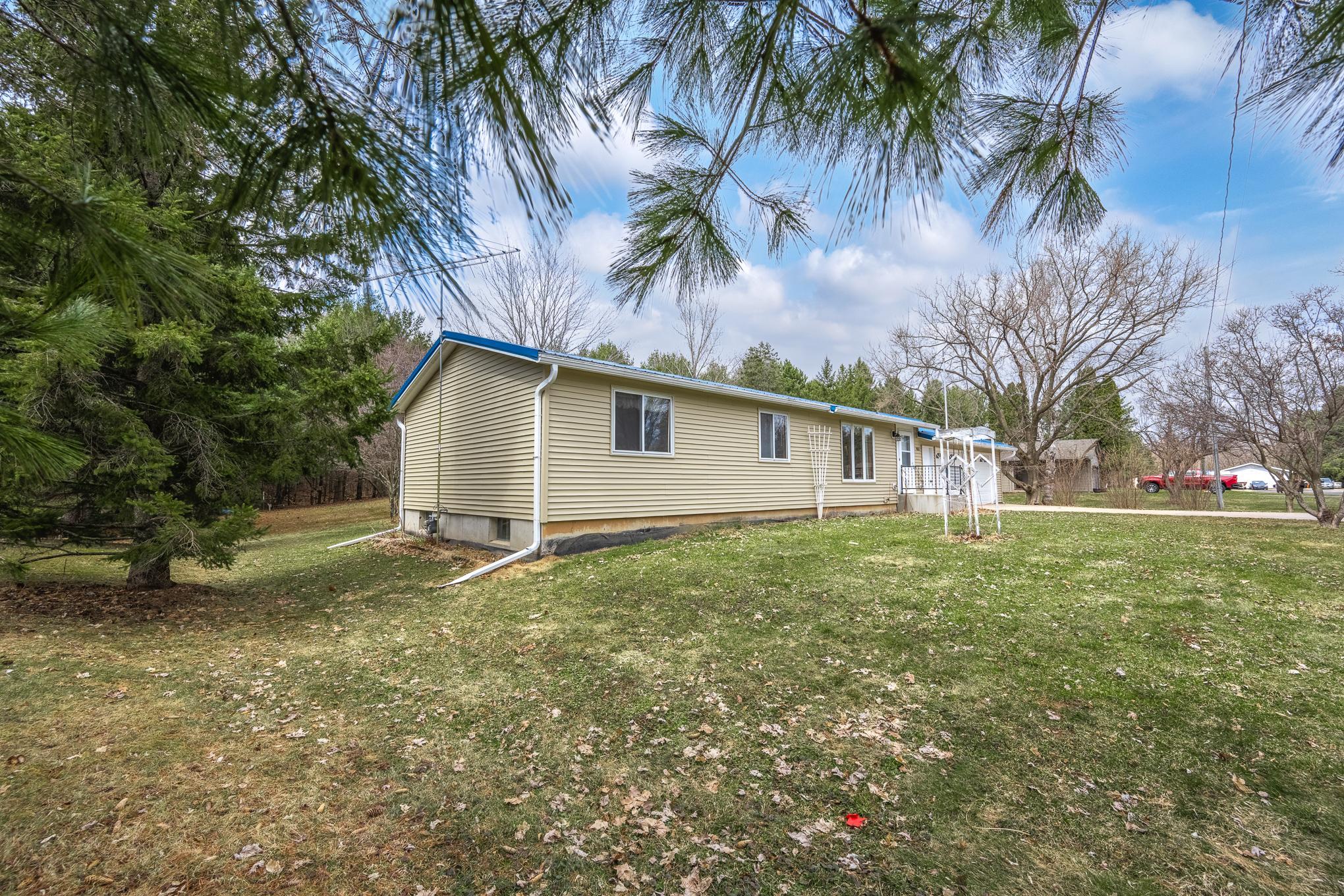 309 Warren Street Balsam Lake, WI 54810 - Photo 22 of 28