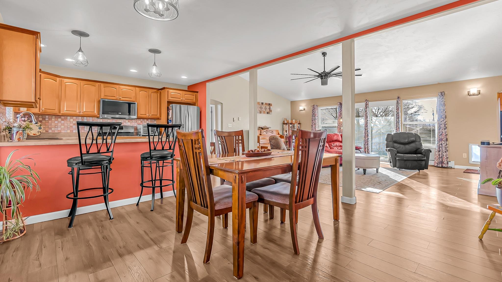 625 Sovereign Lane Grand Junction, CO 81504 - Photo 3 of 35