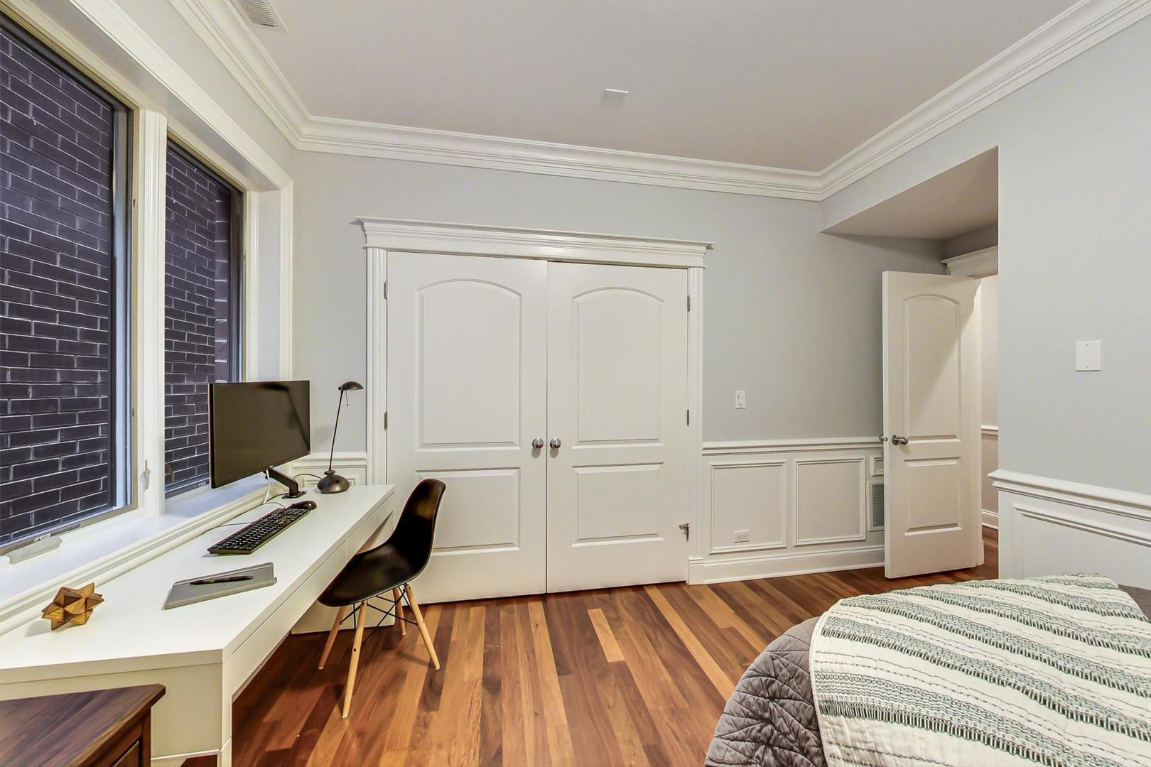 1045 West Monroe Street, Unit 3 Chicago, IL 60607 - Photo 13 of 18