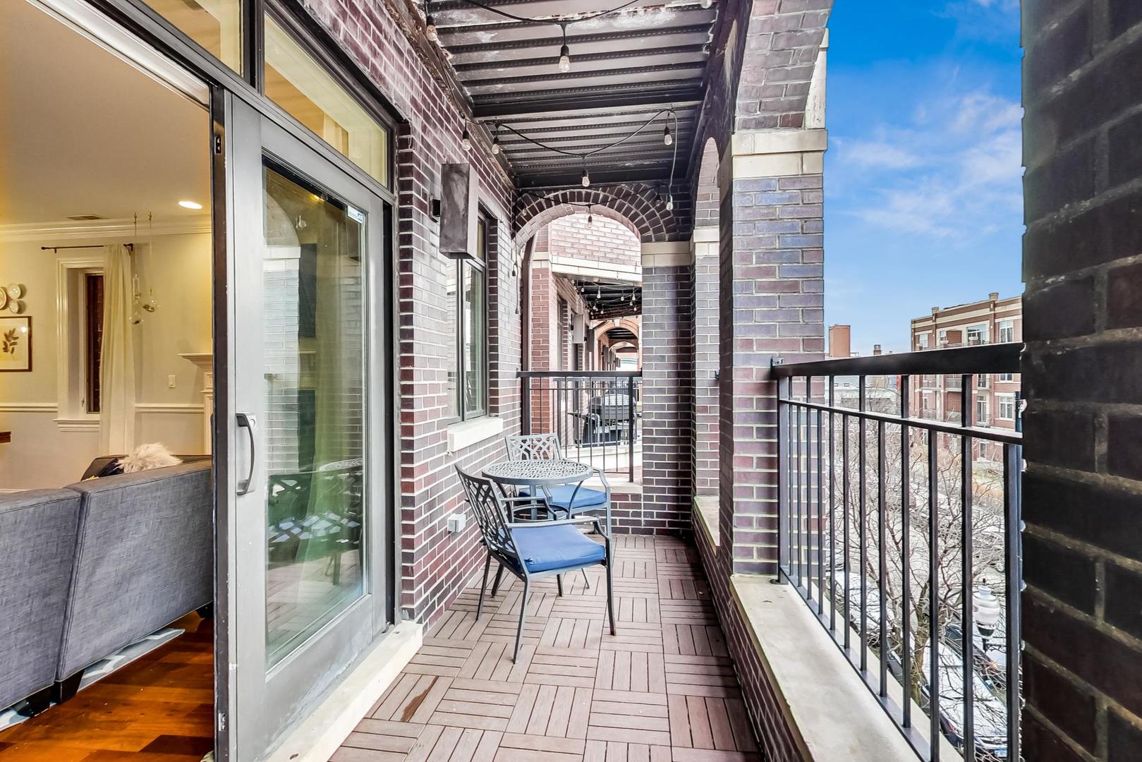 1045 West Monroe Street, Unit 3 Chicago, IL 60607 - Photo 15 of 18