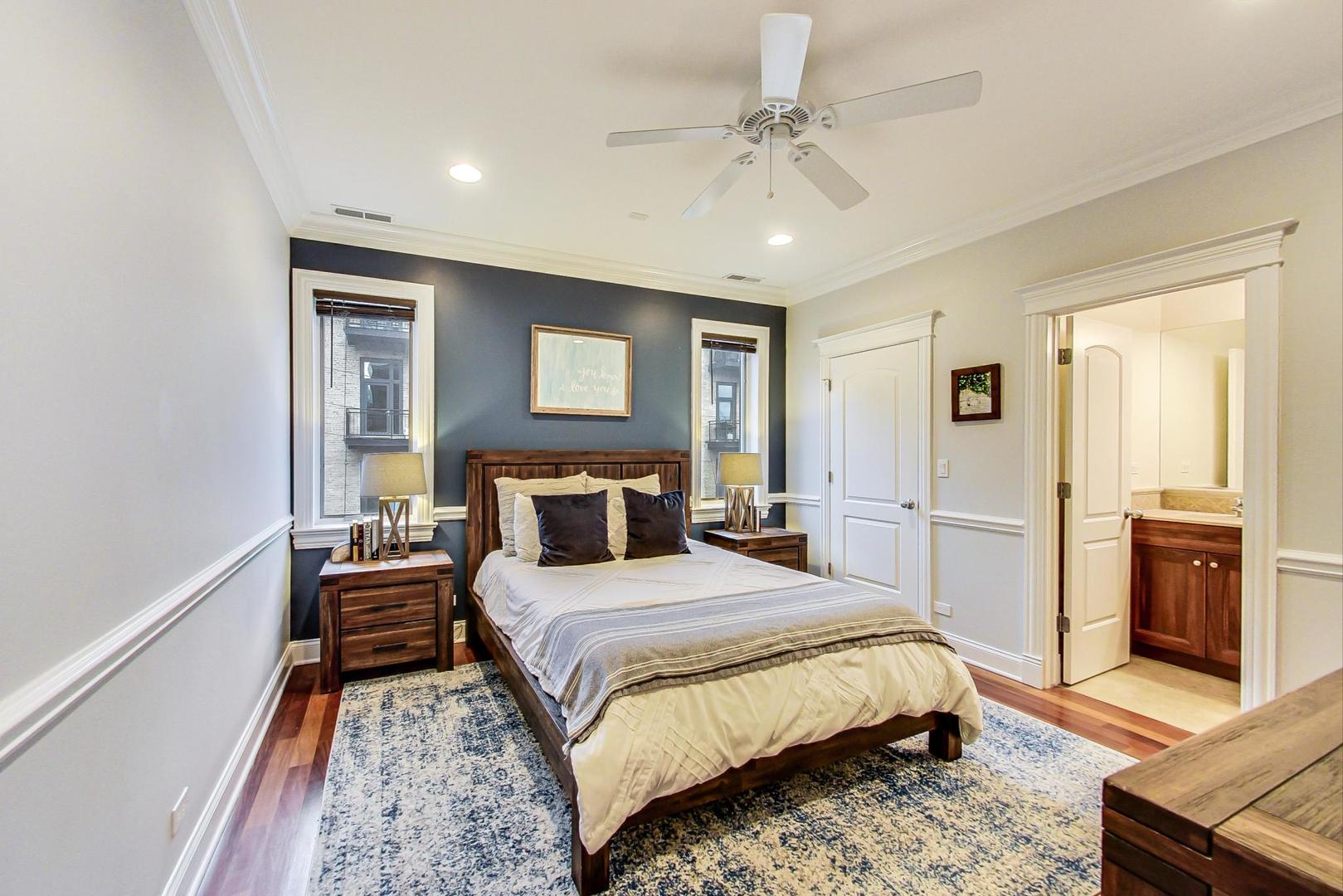 1045 West Monroe Street, Unit 3 Chicago, IL 60607 - Photo 9 of 18