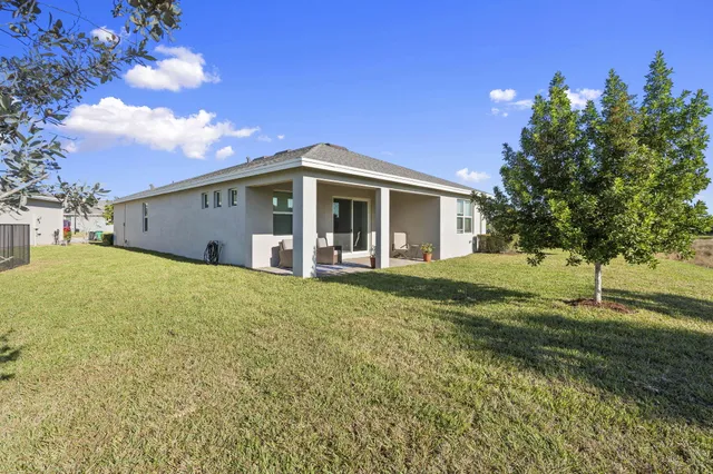 $590,000 | 2780 Northeast Breezeway Circle, Jensen Beach, FL 34957