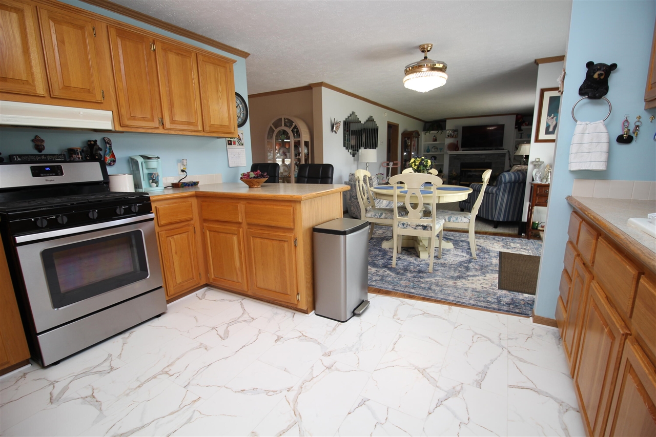823 Raisin River Road Three Rivers, MI 49093 - Photo 24 of 38
