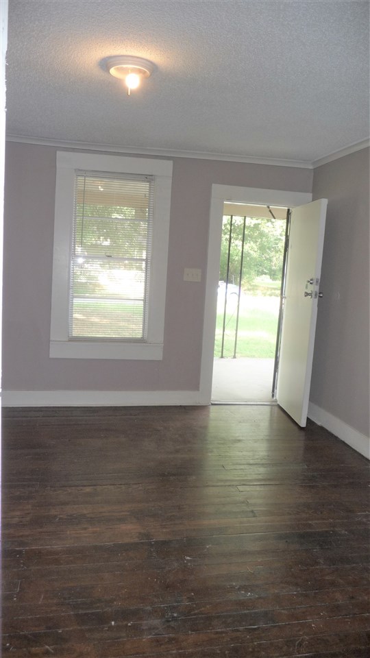 3067 Morningside Street Memphis, TN 38127 - Photo 6 of 10