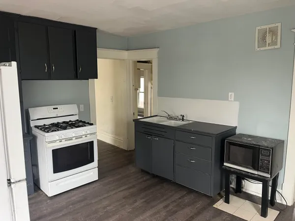 $340,000 | 934 10th Street Northwest, Grand Rapids, MI 49504