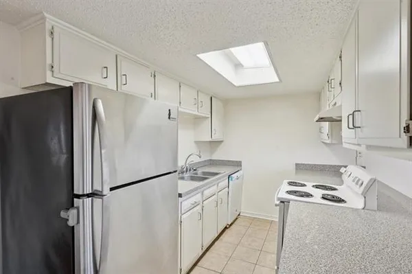 $139,000 | 4129 Chateau Boulevard, Unit C, Kenner, LA 70065