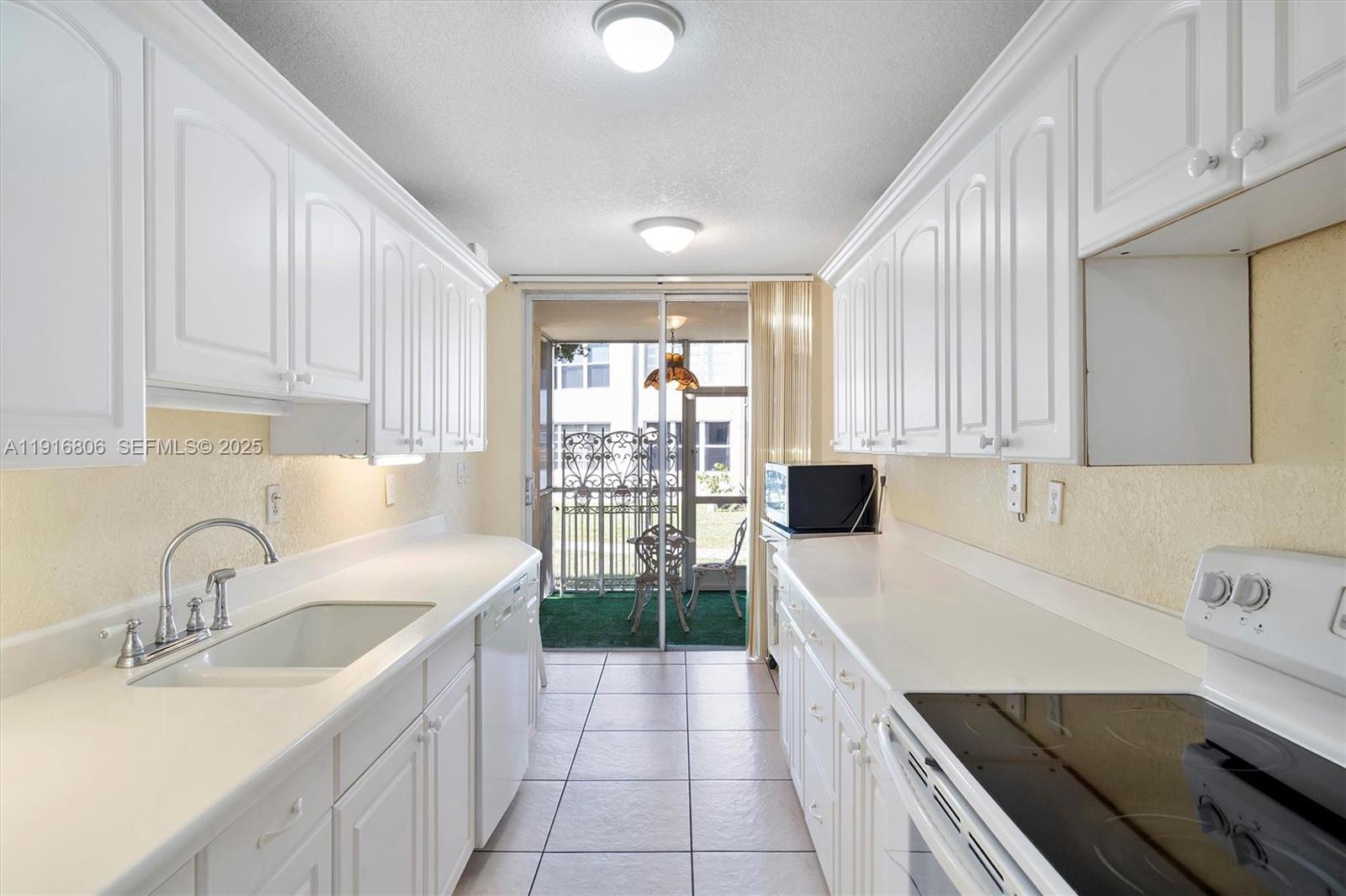 1700 Northeast 191st Street, Unit 110 Miami, FL 33179 - Photo 10 of 27