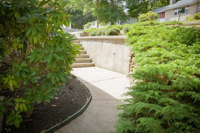 $1,650 | 21 Hillside Avenue, Unit B2, New Haven, CT 06512